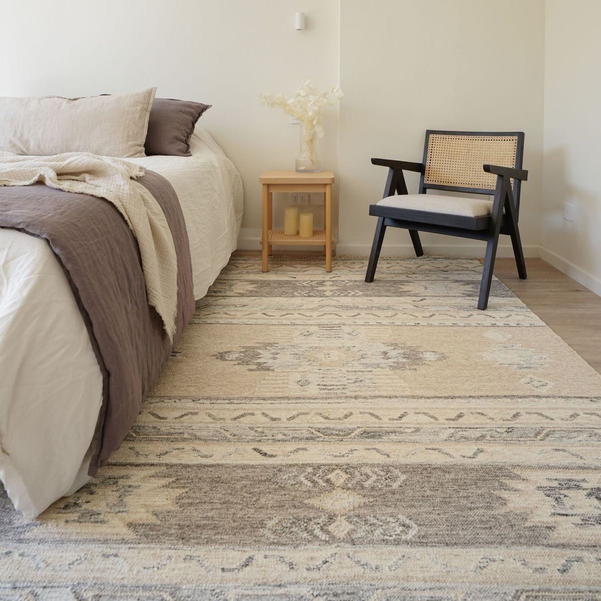 TRIBUS DEL MUNDO - Alfombra Kelim Nomada 170x240