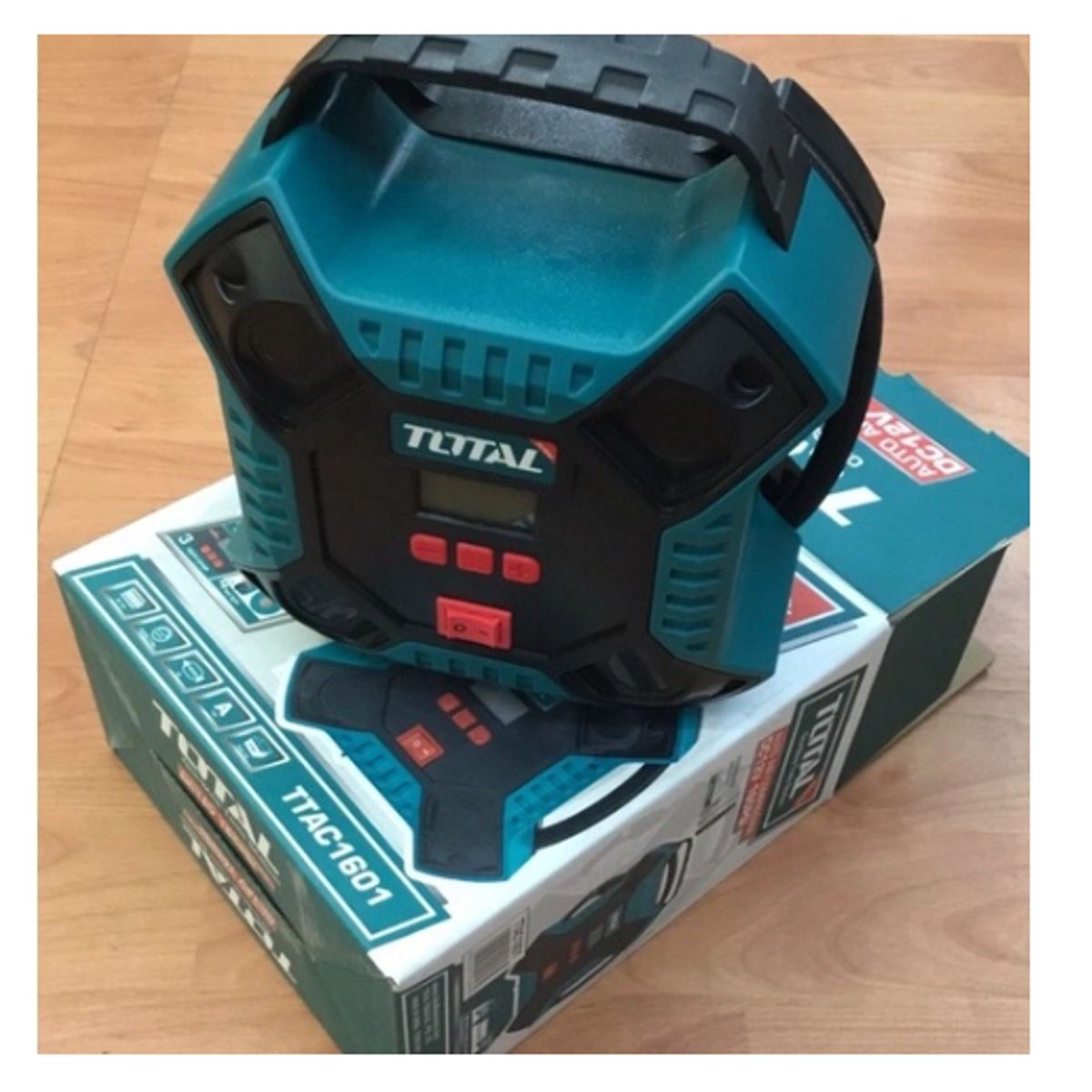 TOTAL - compresor  portatil