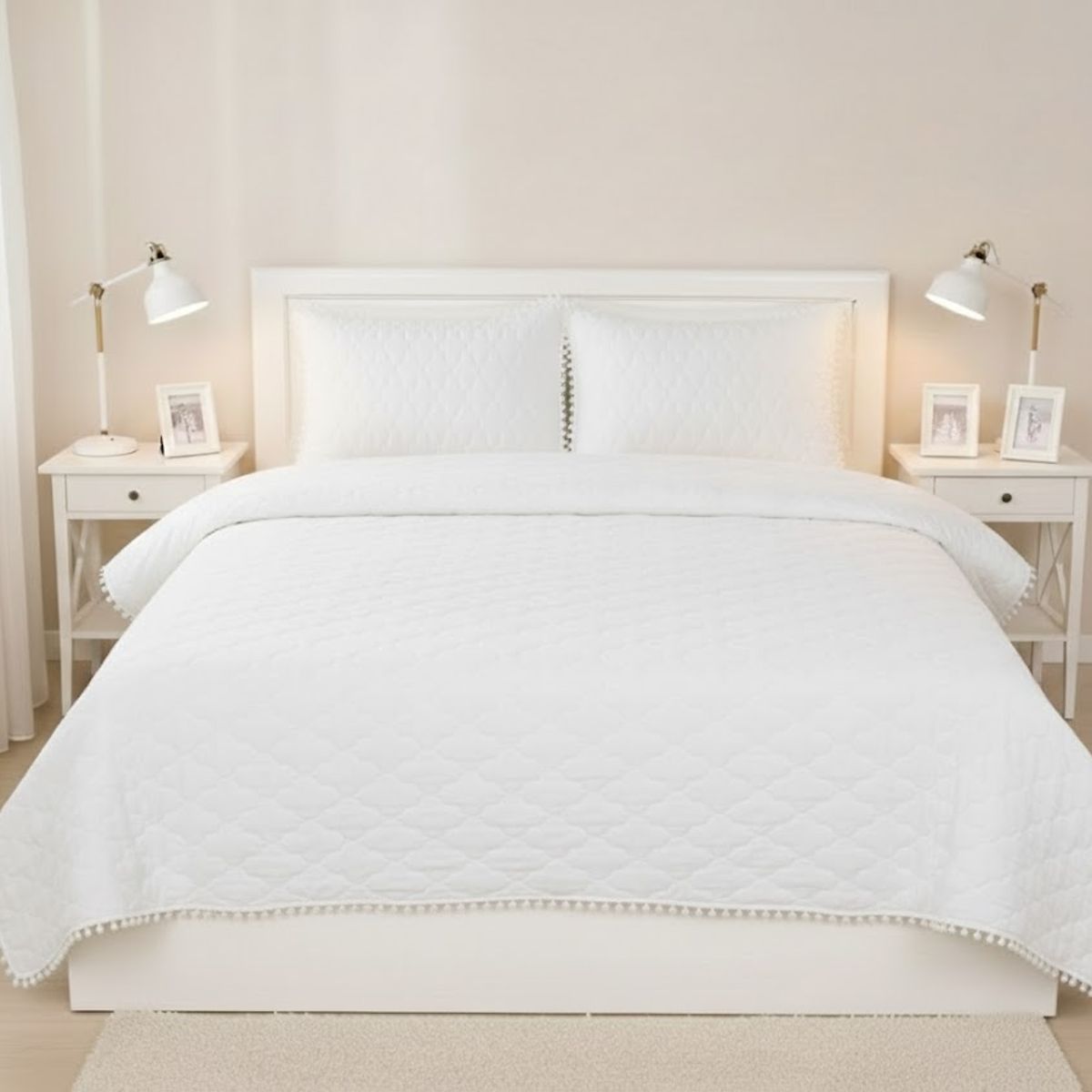 GENERICO - CUBRECAMA DE VERANO POMPOM 1.5 PLAZA UNICOLOR MODERNO ELEGANTE DECORATIVO TF.