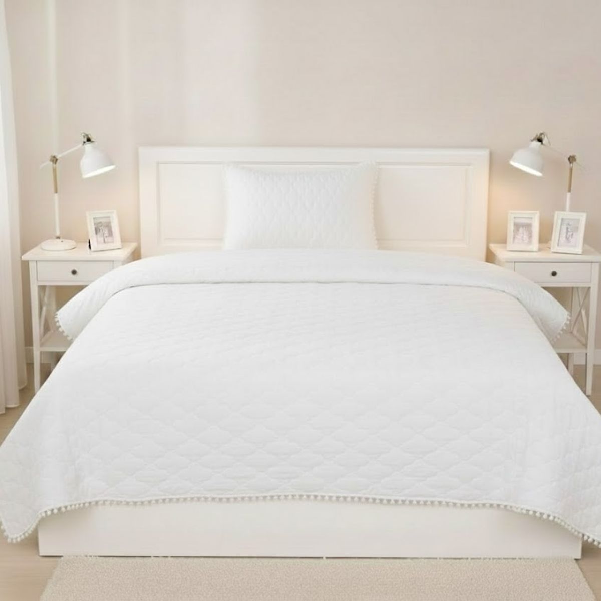 GENERICO - CUBRECAMA DE VERANO POMPOM 1.5 PLAZA UNICOLOR MODERNO ELEGANTE DECORATIVO TF.