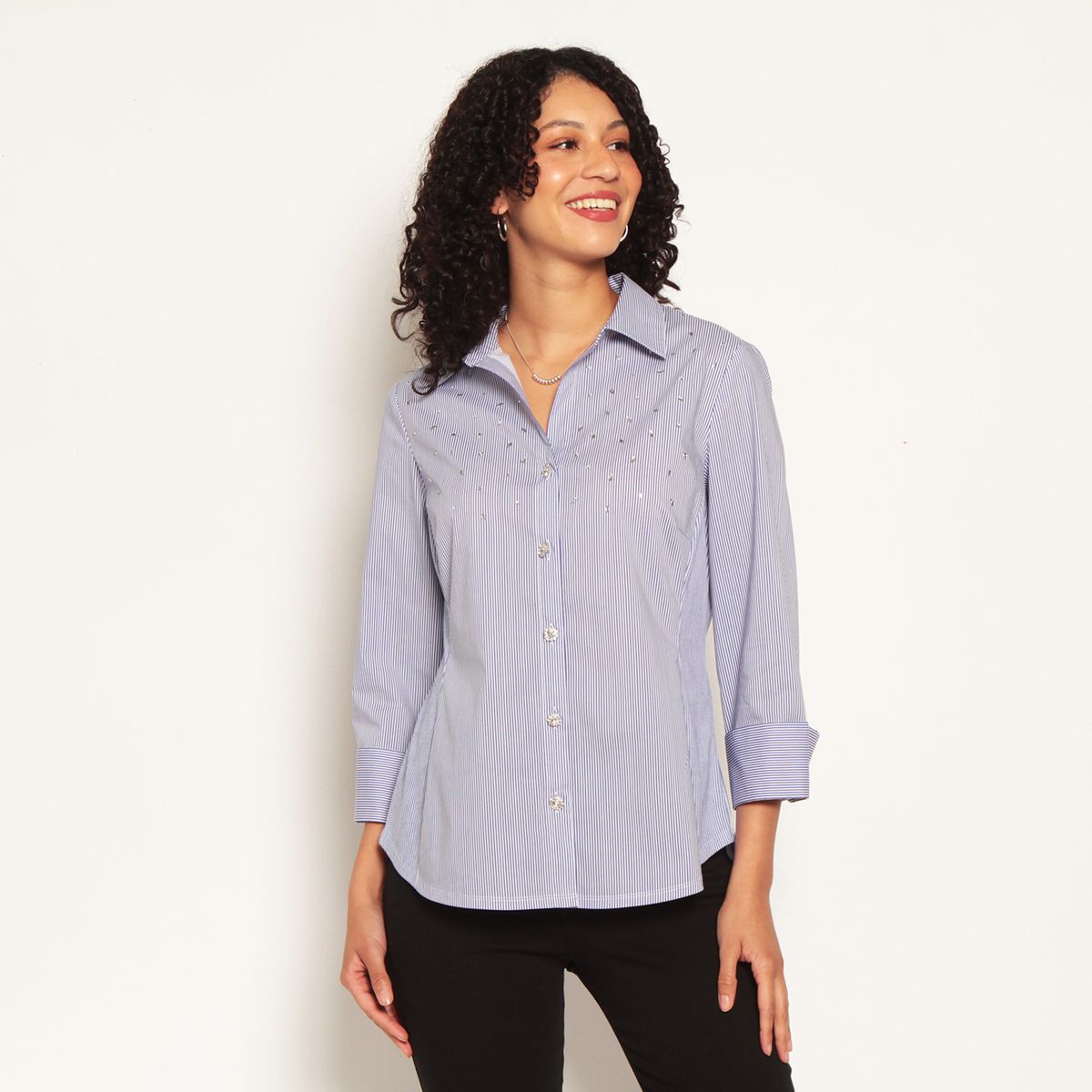 WADOS - BLUSA MANGA 34 LISTIDA CON BOTON BRILLANTE Y APLICACION DE STRASS
