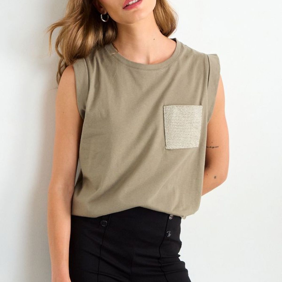 ASH - Polera Lisa Mujer Verde Oliva Ash