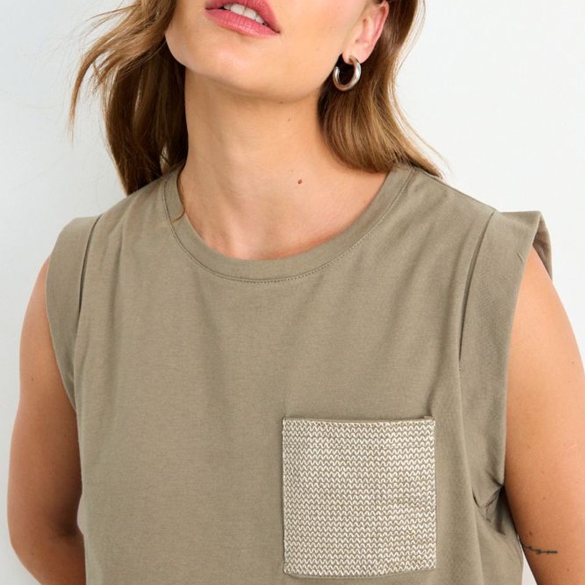 ASH - Polera Lisa Mujer Verde Oliva Ash