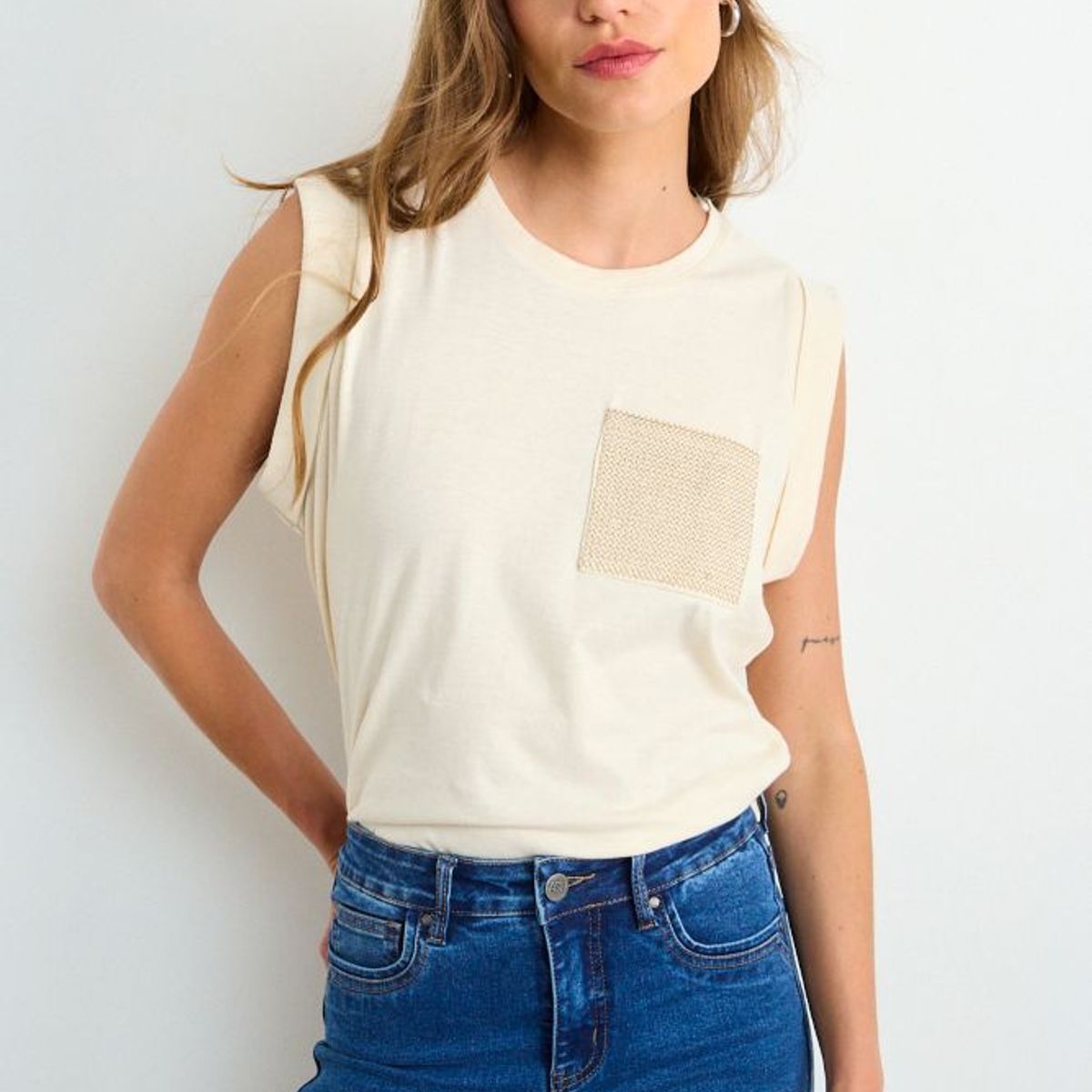 ASH - Polera Lisa Mujer Crudo Ash