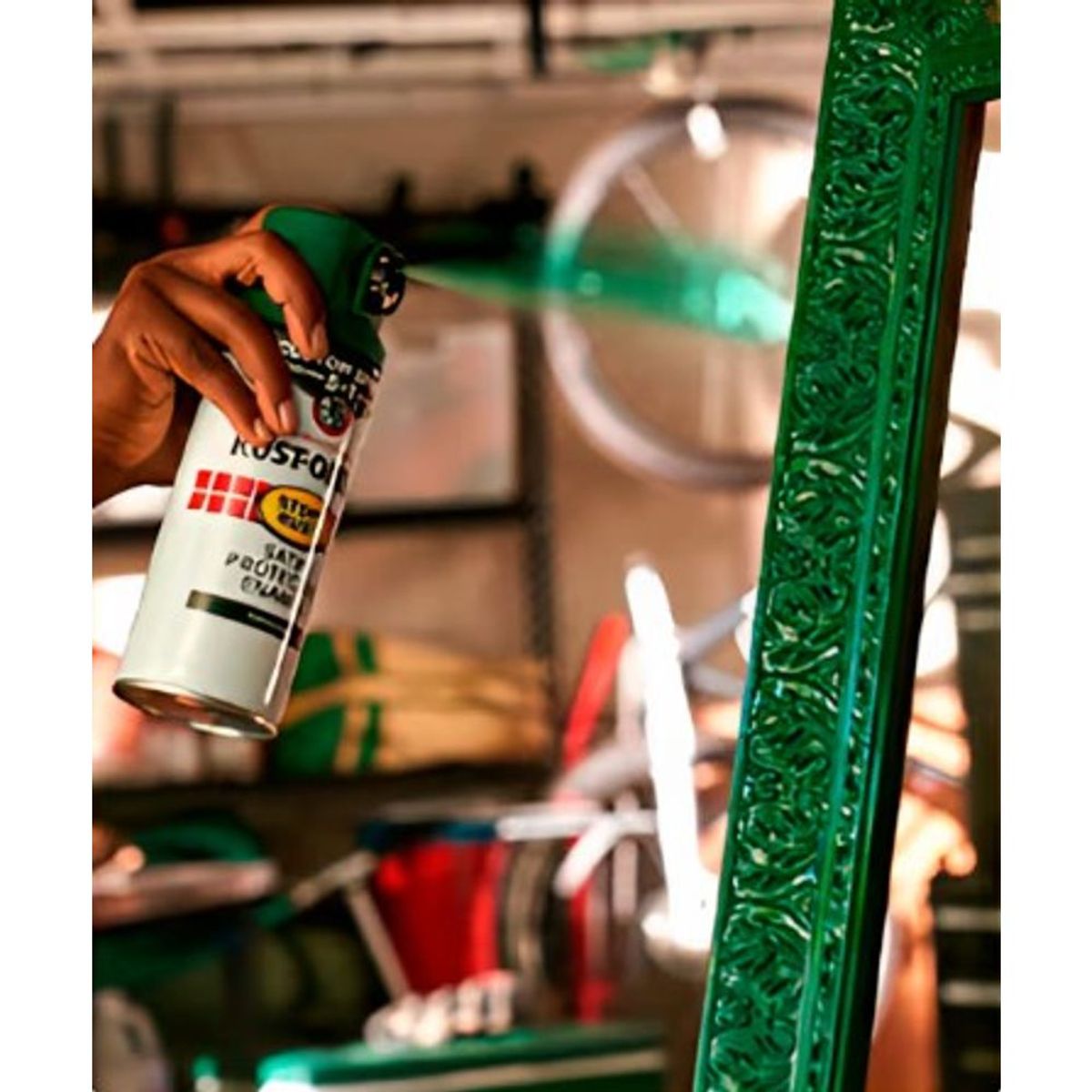 RUST OLEUM - Pintura en Spray Ultra 5 en 1 Multisuperficie Anticorrosiva Verde Militar Brillante 340 g