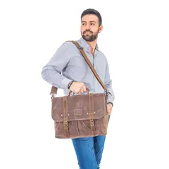 SANTINI - Maletín Araucanía CAFE - Yute Impermeable + Cuero Natural - Para Notebook 16