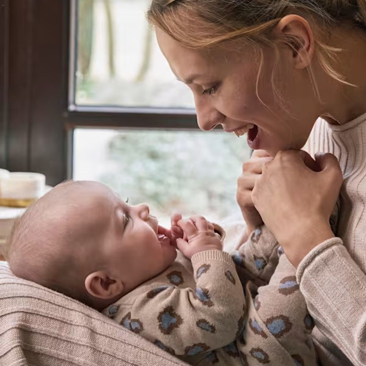 MAYORAL - Conjunto pantalón y jersey estampado recién nacida