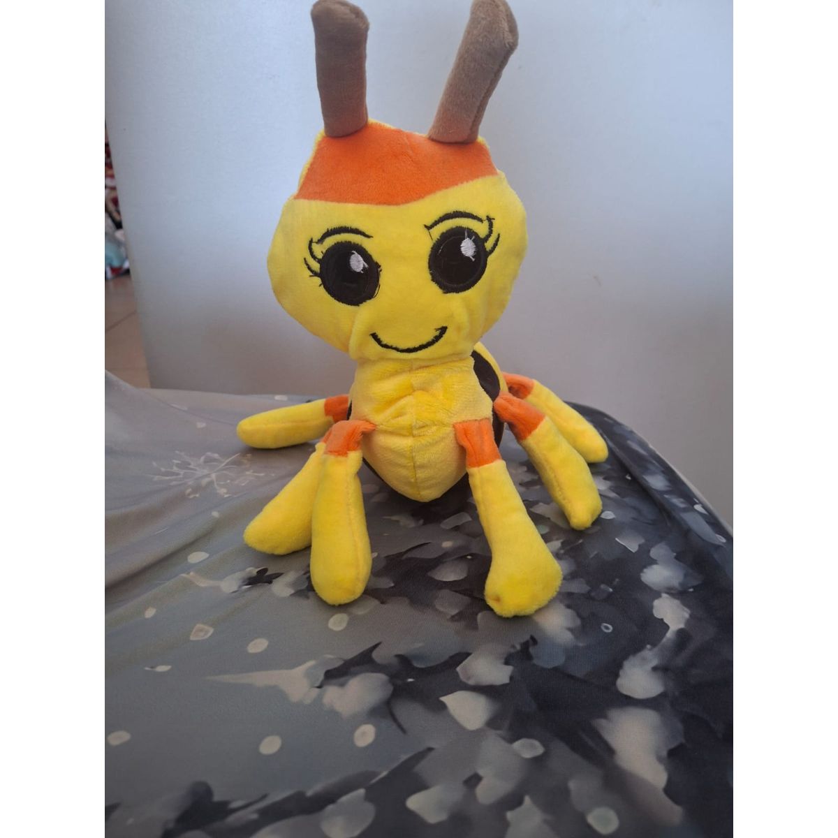 GENERICO - Abejita Chiquitita  - Con Canción Original Viral