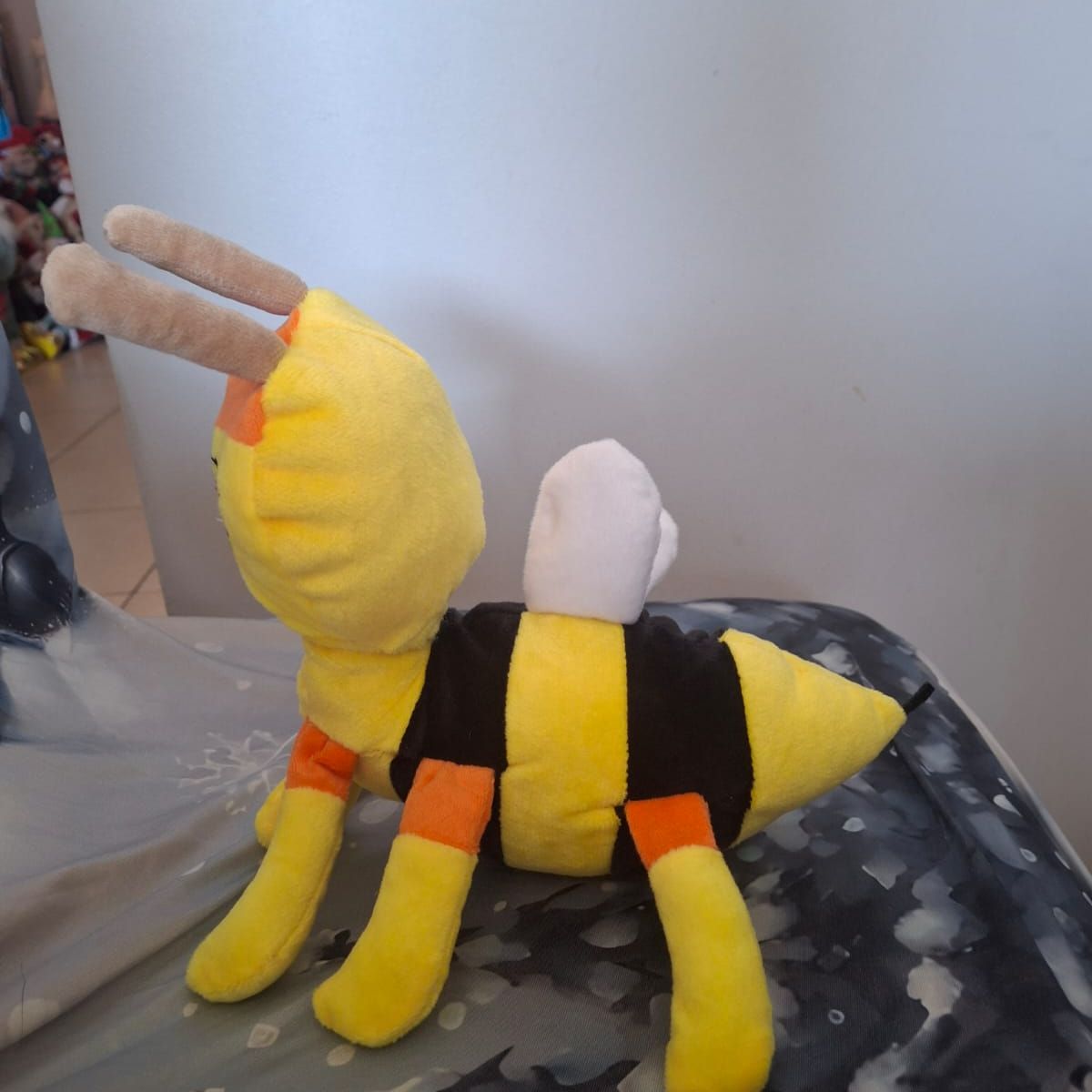 GENERICO - Abejita Chiquitita  - Con Canción Original Viral