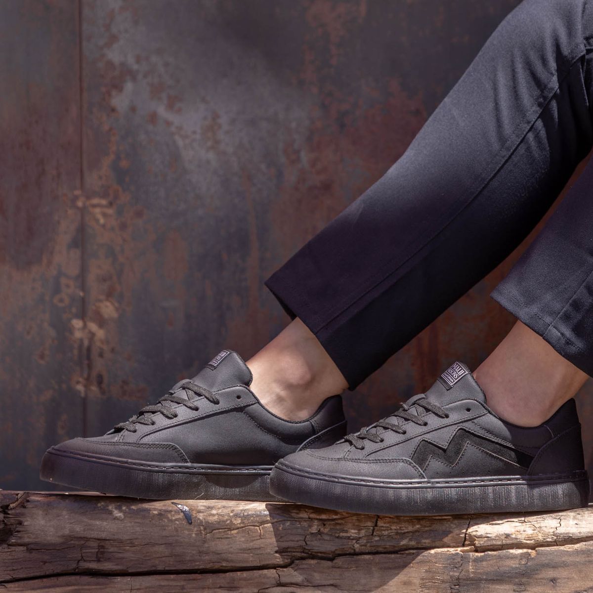 MAUI AND SONS - Zapatilla Escolar Coast Negro Mujer Maui and Sons