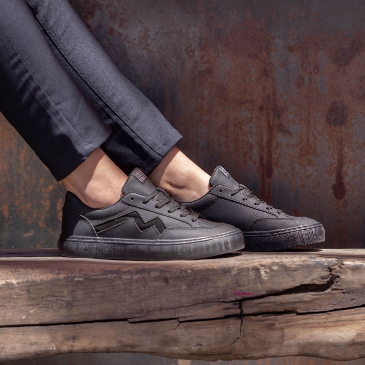 MAUI AND SONS - Zapatilla Escolar Coast Negro Mujer Maui and Sons