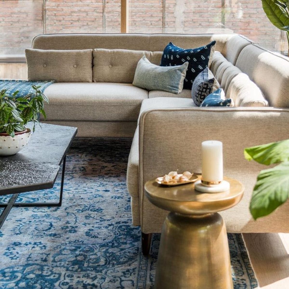 MILK - Mesa Lateral Coni-B Milk