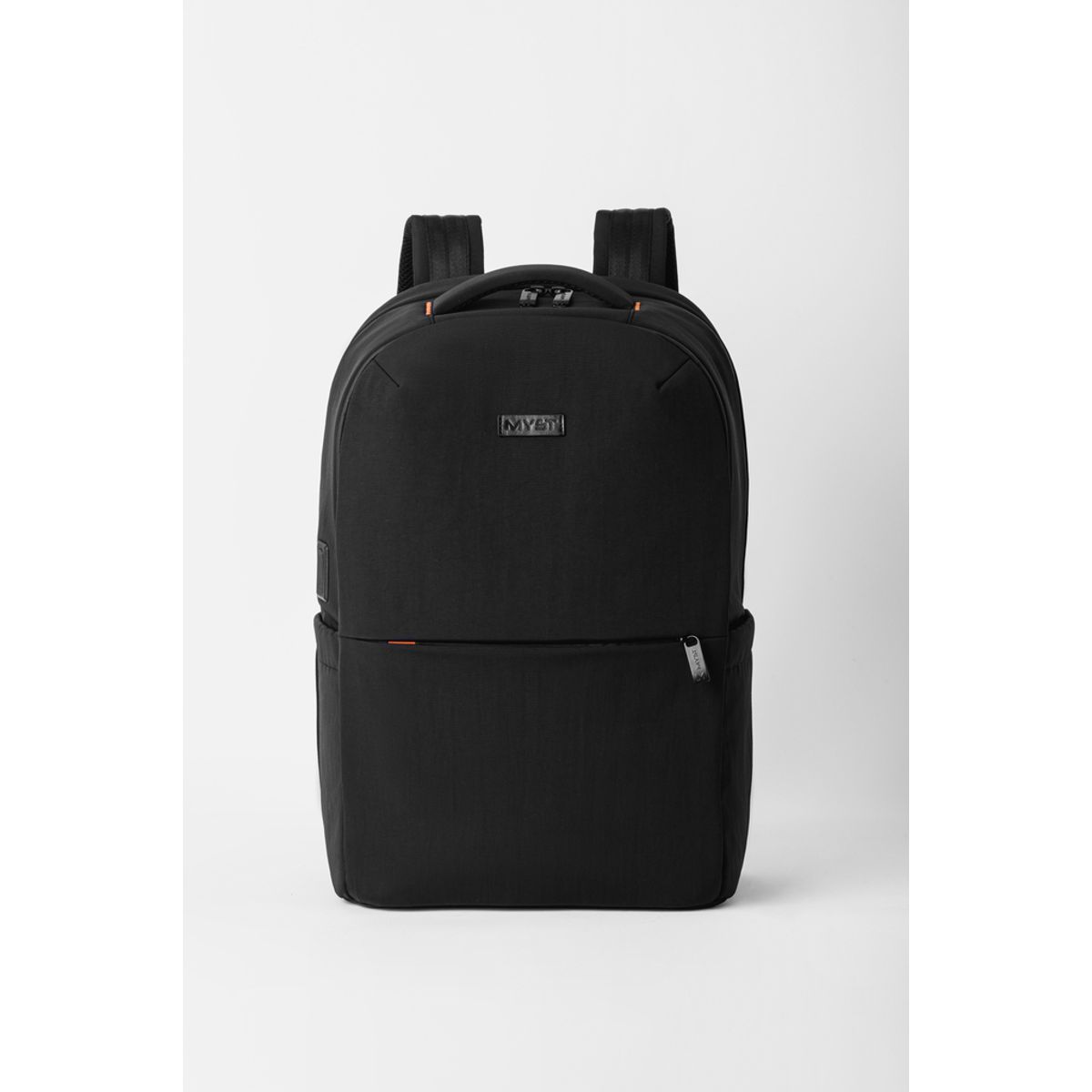 MYST - Mochila Boss Myst Color Negro