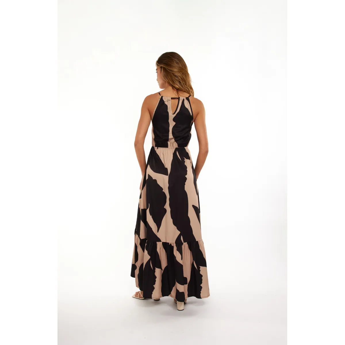 GUINDA - Vestido largo cuello halter Nua Guinda