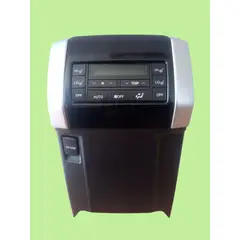 TOYOTA - Panel calefaccion Climatizacion Consola Central Land Cruiser Prado