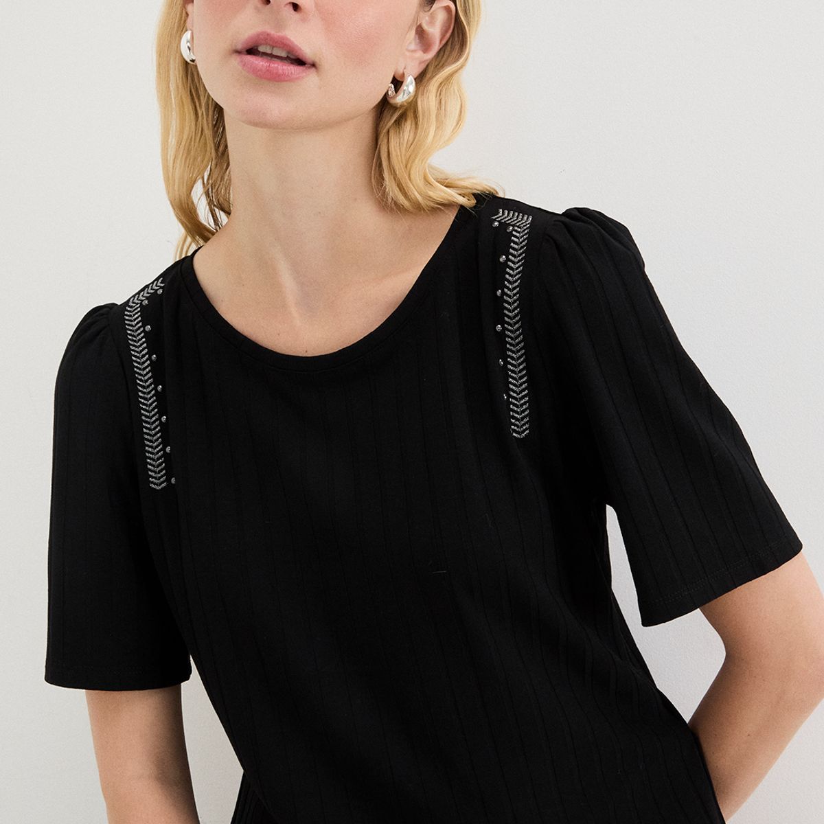 ASH - Polera Lisa Manga Corta Mujer Negro Ash