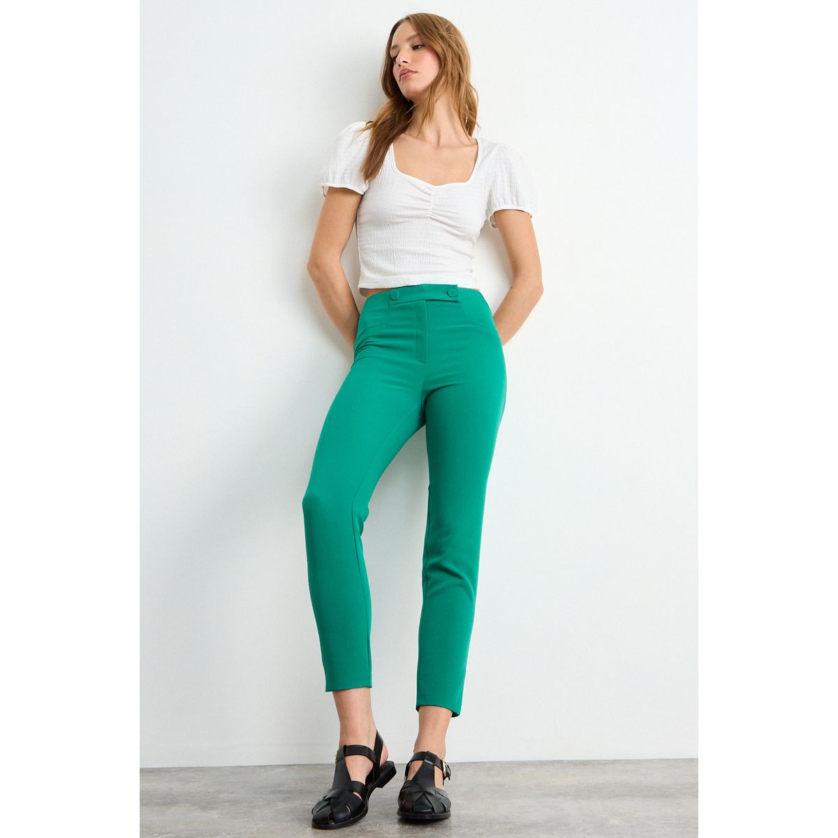 IO - Pantalon Liso Mujer Verde Oliva Io