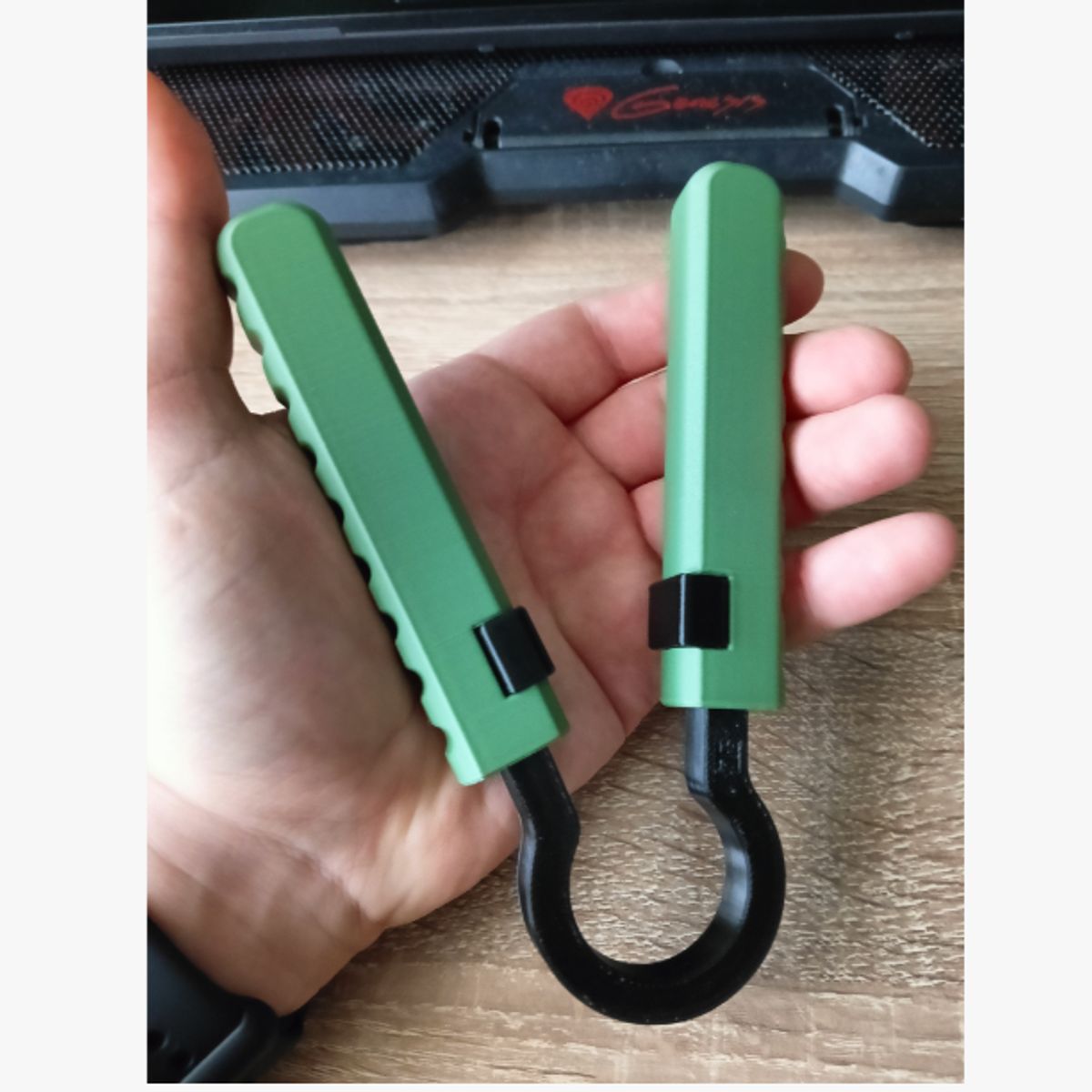 GENERICO - Entrenador de manos personal