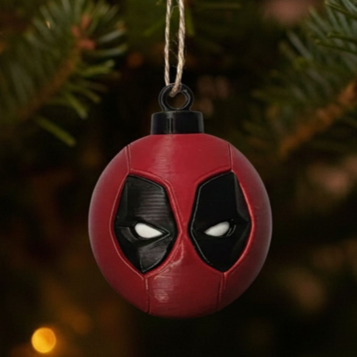GENERICO - Adorno para el Árbol de Navidad- Bola de Deadpool