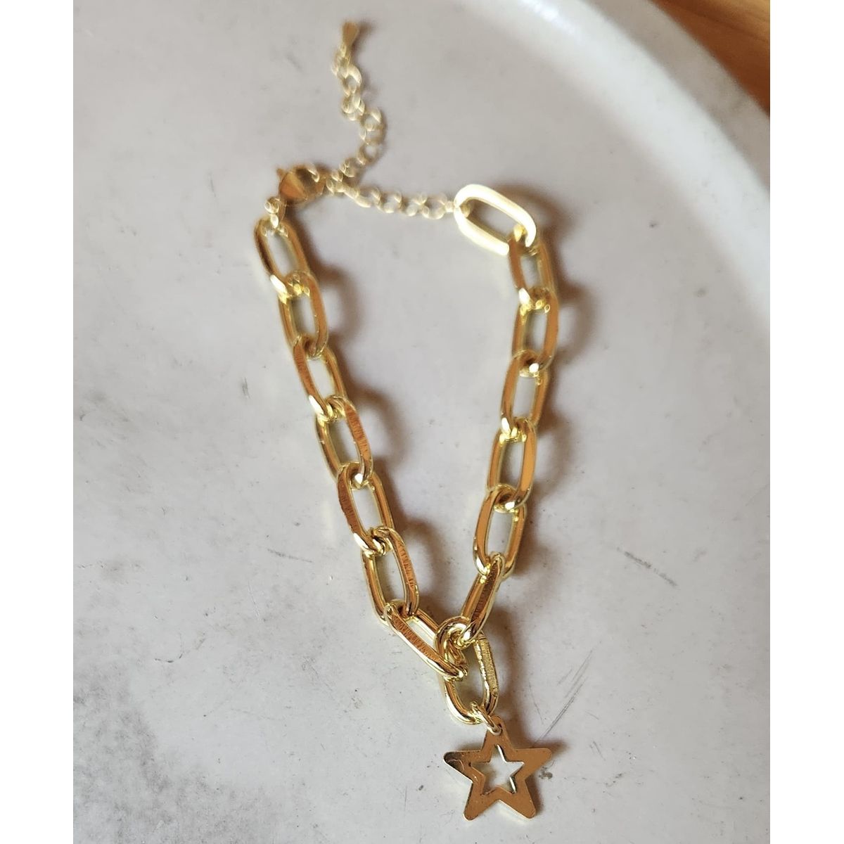 JOYAS VALDES GARCIA - Pulsera eslabones con estrella solo borde baño oro