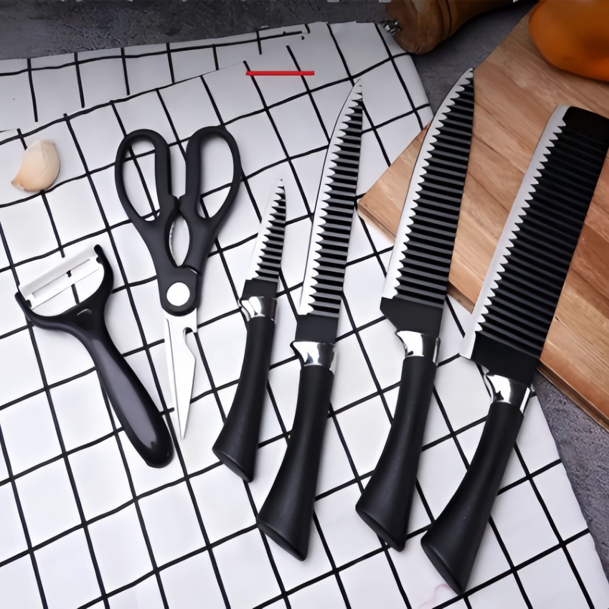GENERICO - Set de Cuchillos de Cocina Prof. - 6 Piezas + Pelador y Tijeras Negro
