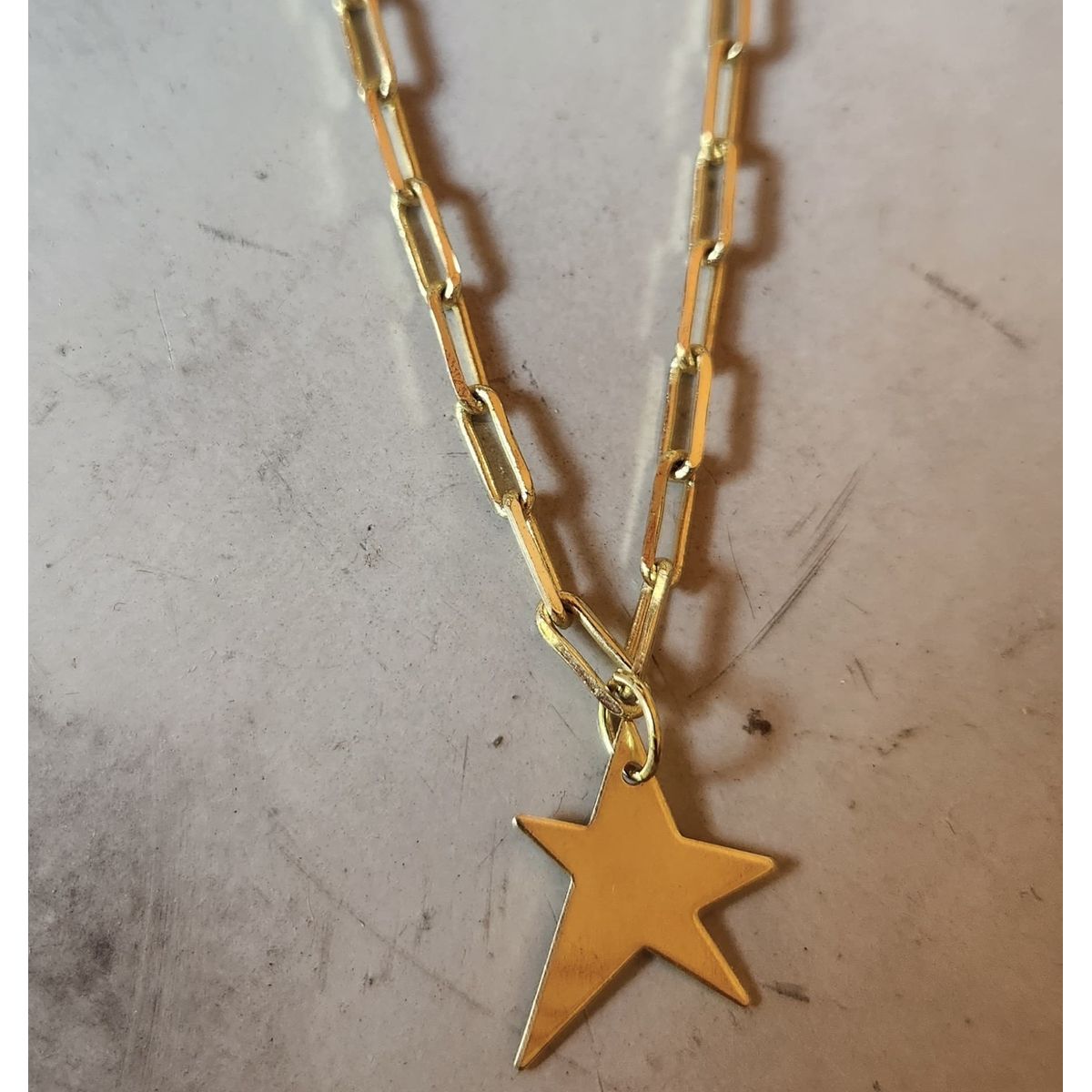JOYAS VALDES GARCIA - Pulsera eslabones con estrella irregular baño oro