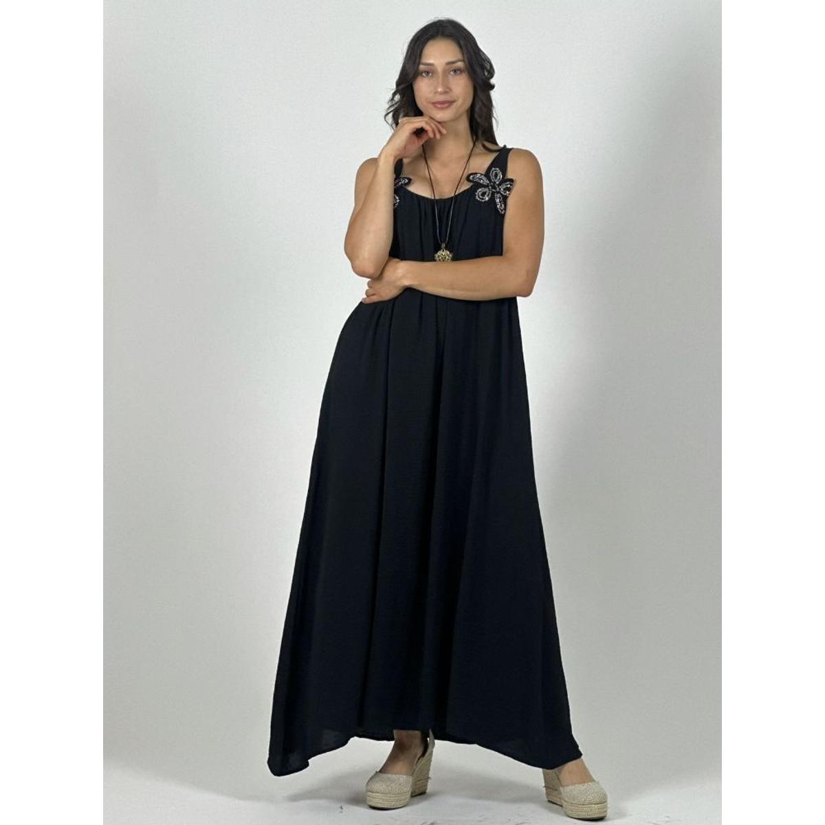 ENIGMATICA BOUTIQUE - Vestido Crepé Tirantes Con Flores Brillantes