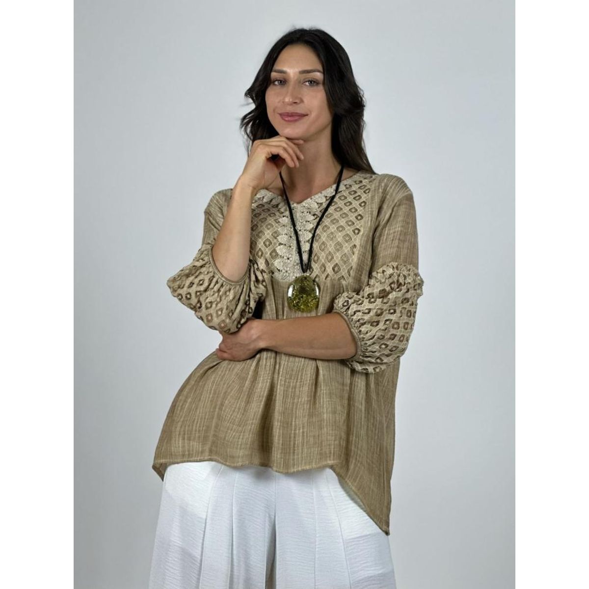 ENIGMATICA BOUTIQUE - Blusa Mangas y Torso Encaje