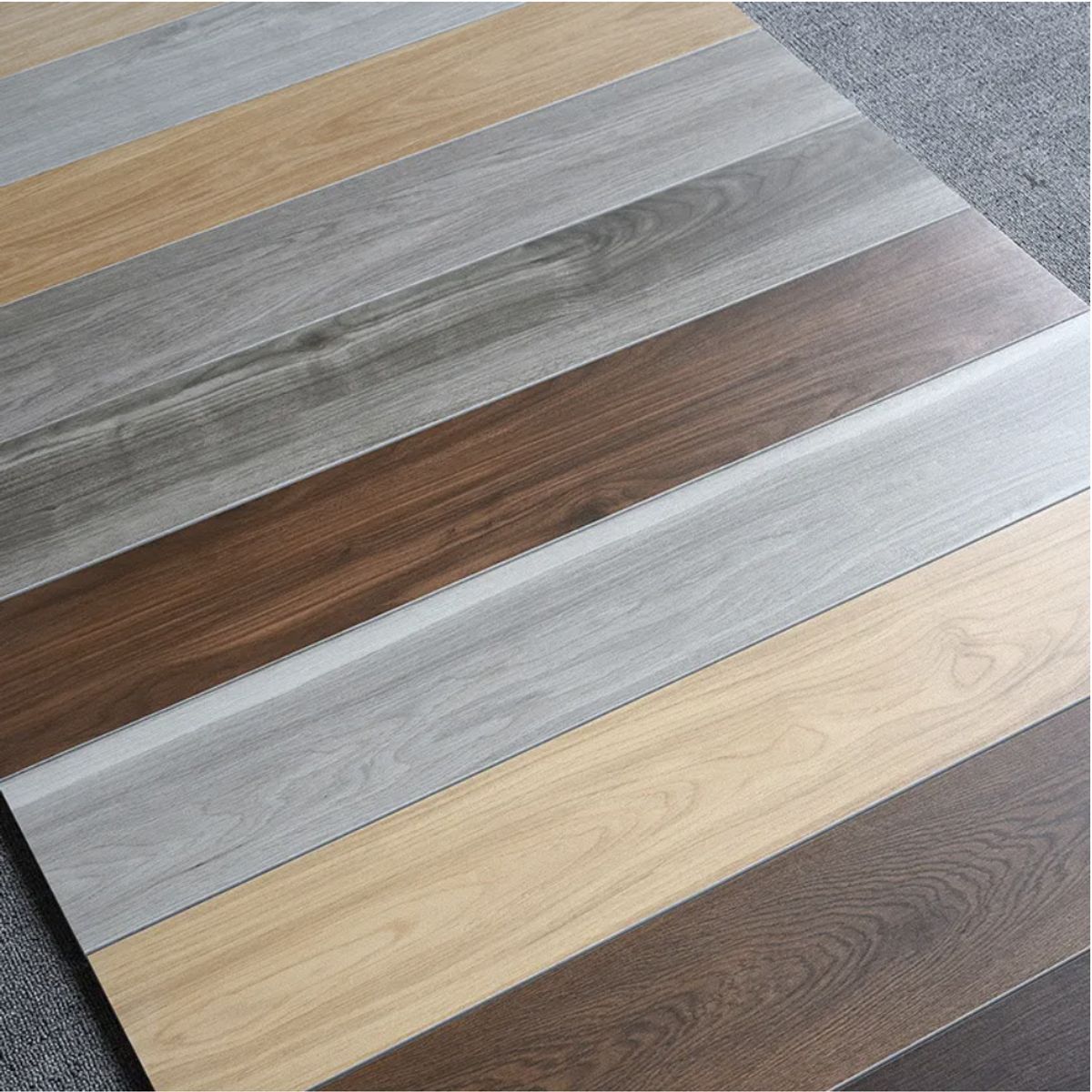 OKAY - Piso Vinilico Autoadhesivo 5m2 Caja 36 Piezas Antideslizante