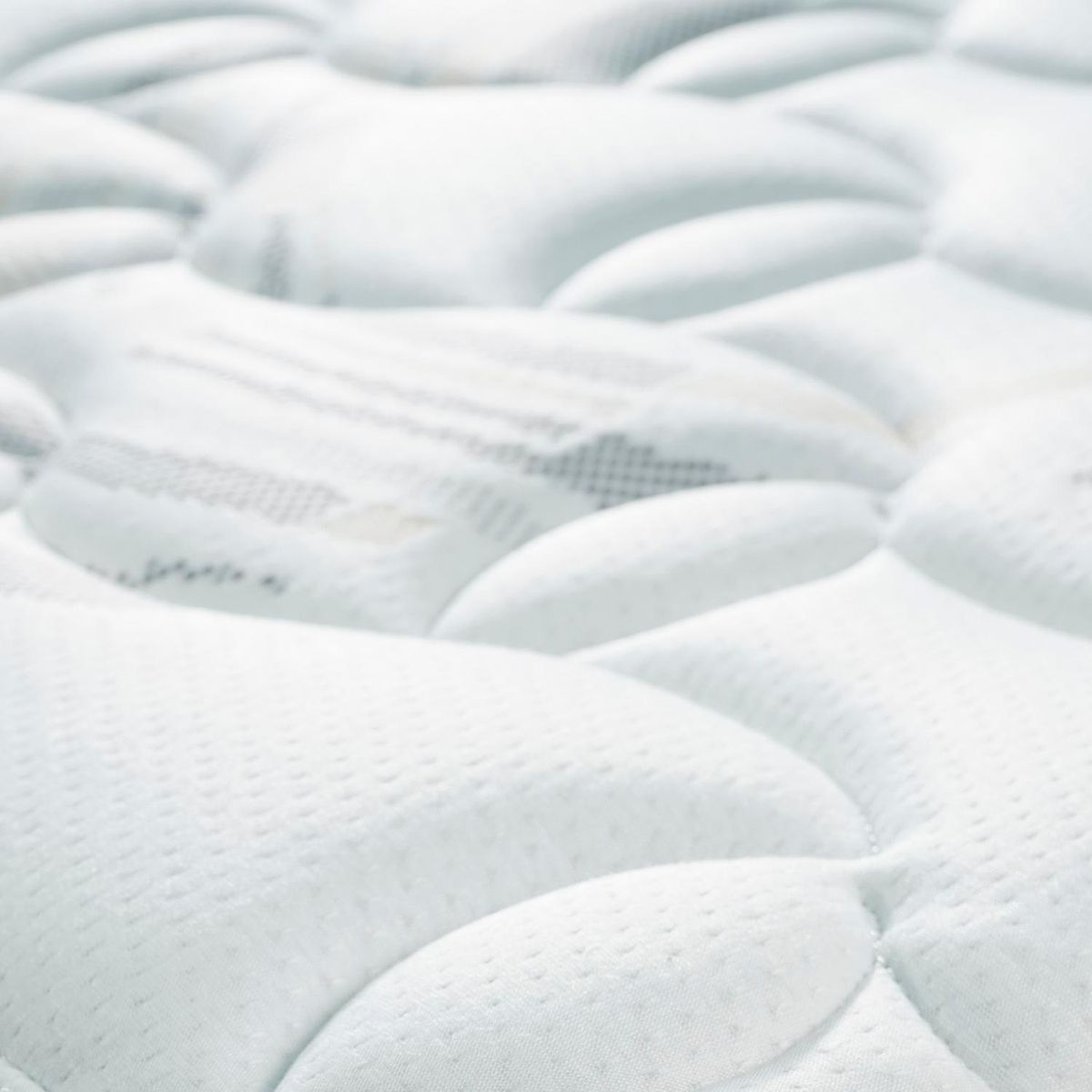 CELTA - Cama Europea Everest King Celta + Textil King