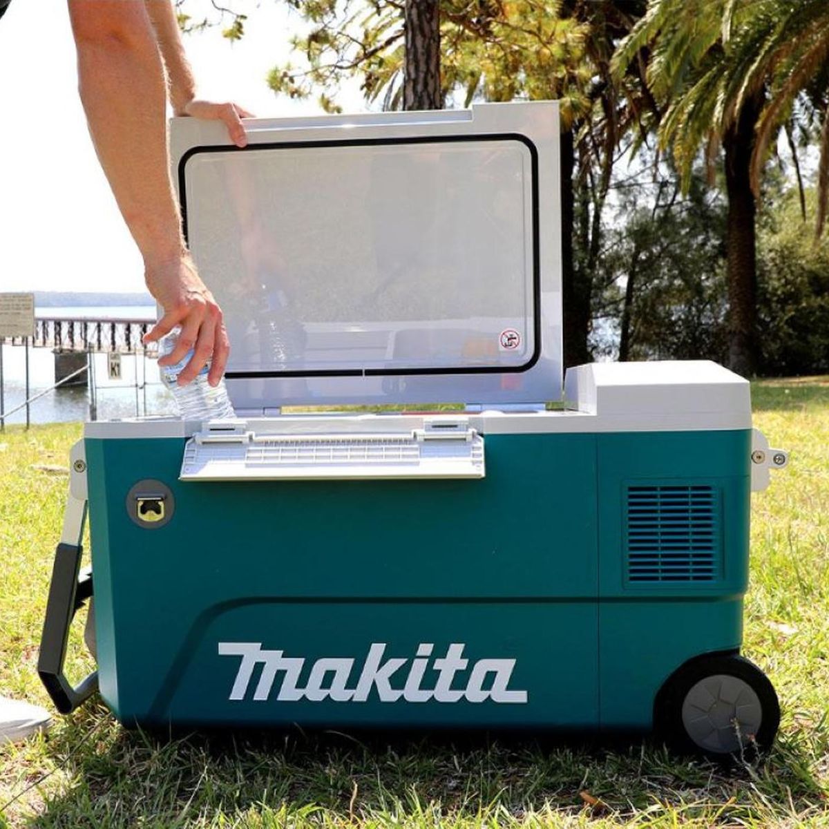 MAKITA - Cooler inalámbrico hibrido -18°c A 60°c CW002GZ01 Makita