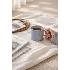 GENERAL - Taza de Cafe de Ceramica Violeta Estilo Minimalista