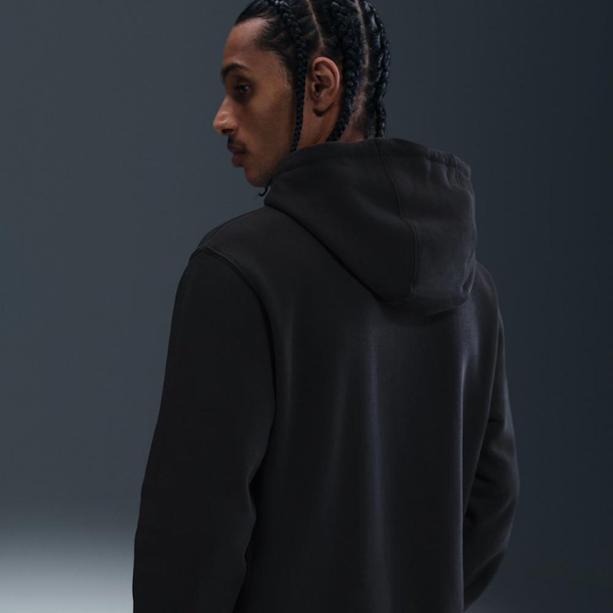NIKE - Polerone Nike Club Negro Hombre
