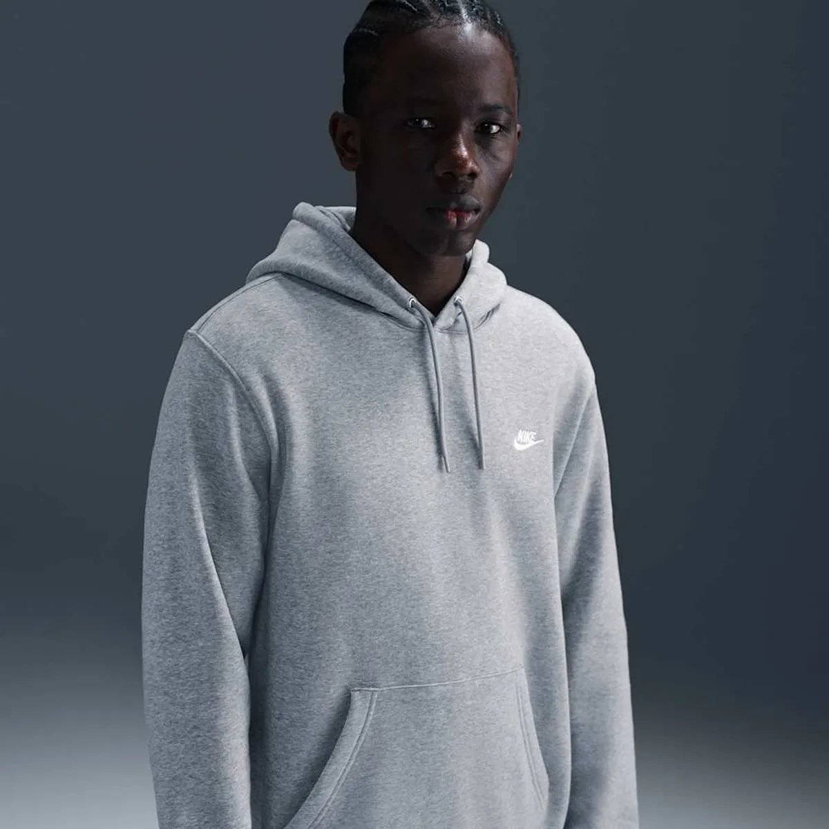 NIKE - Polerone Nike Club Negro Hombre