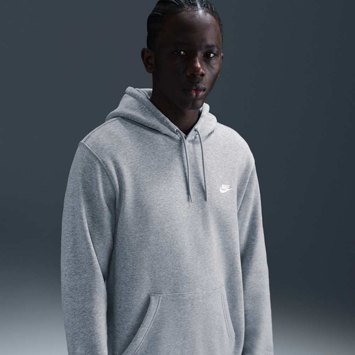 NIKE - Polerone Nike Club Negro Hombre