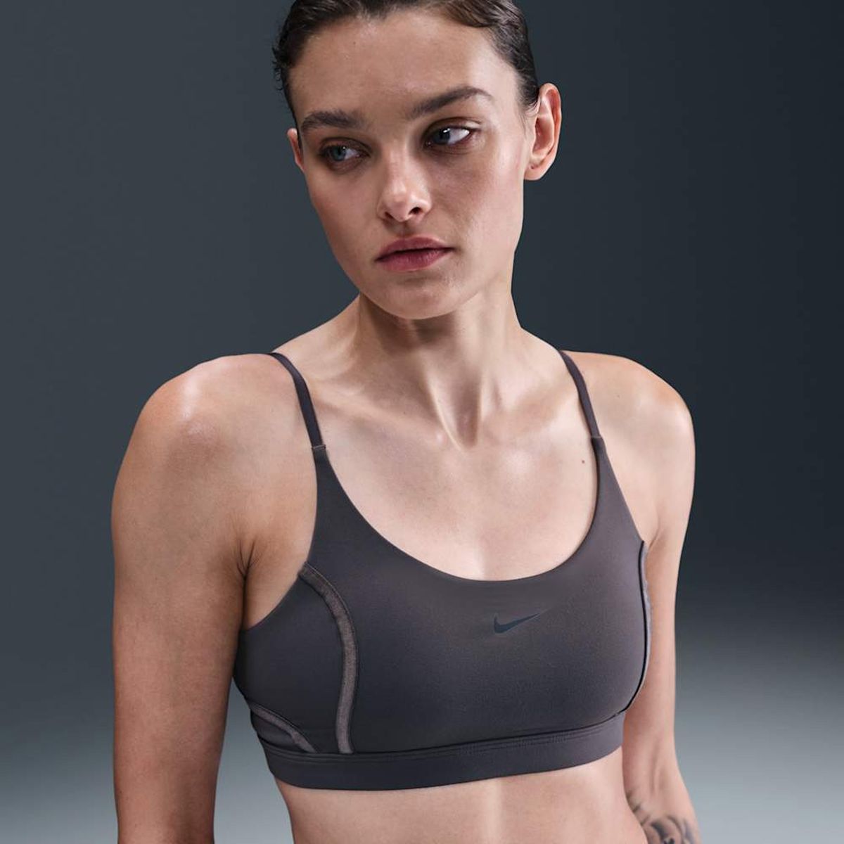 NIKE - Peto Nike One Negro Mujer