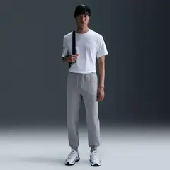 NIKE - Pantalon Club Gris Hombre