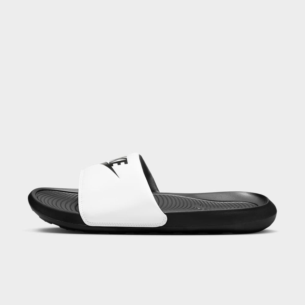 NIKE - Sandalia Nike Victori One Negro Hombre