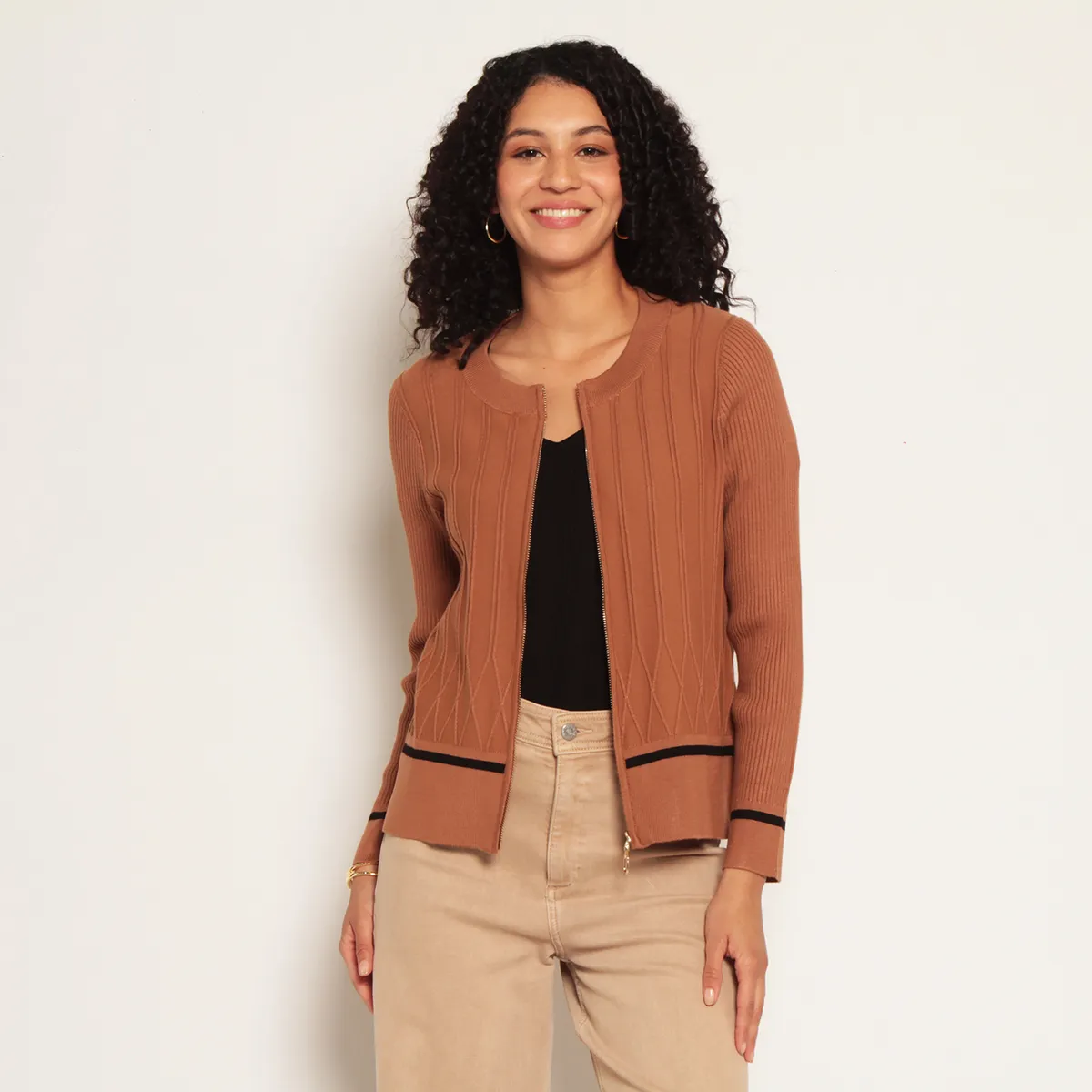 WADOS - CHALECO MANGA LARGA CON CIERRE EN DELANTERO Y ESCOTE REDONDO