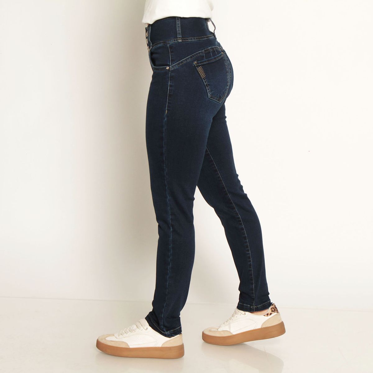 WADOS - JEANS MUJER PITILLO TIRO ALTO PRETINA ANTATOMICA 3 BOTONES PUSH UP