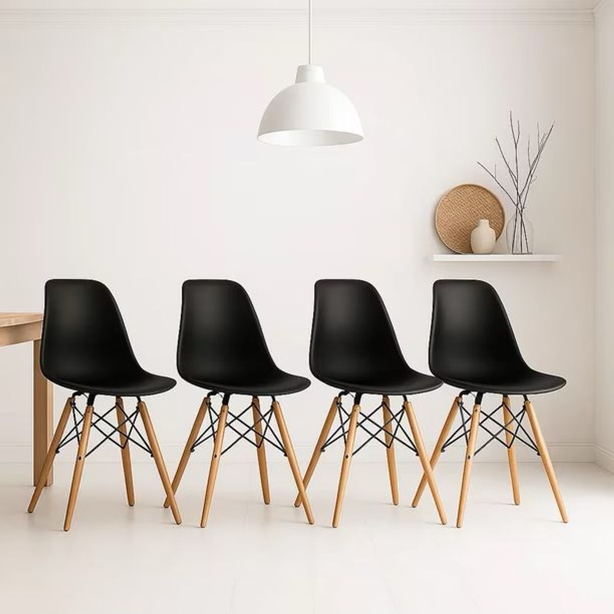 GENERICO - Pack 4 Sillas Eames negras