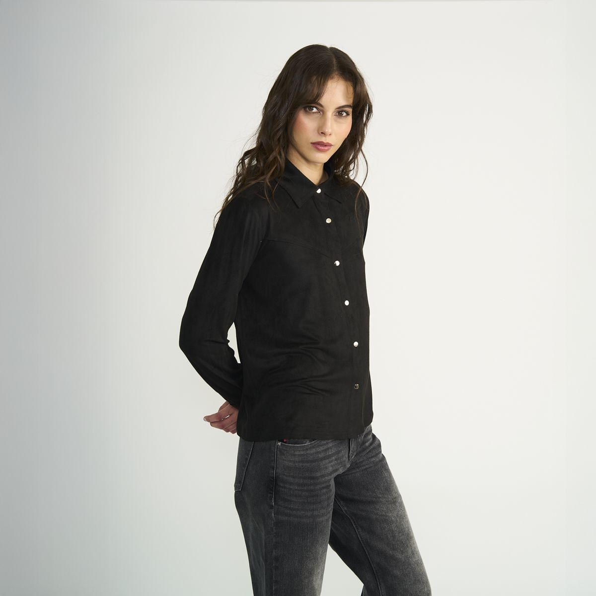 ELLUS - Blusa Ellus Manga Larga Hardworker Suede