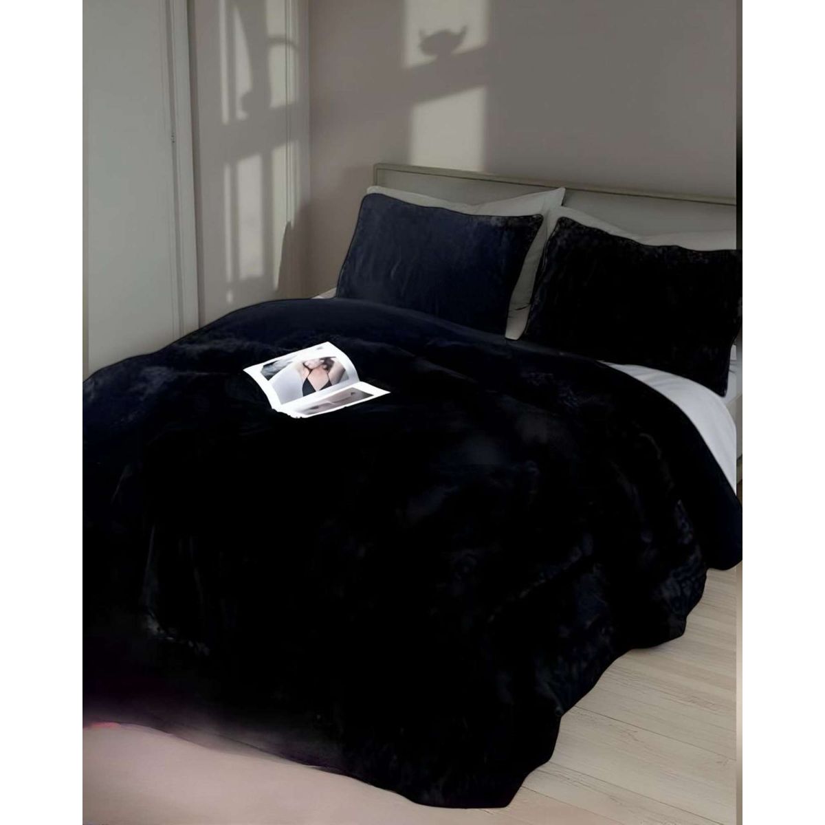 GENERICO - COBERTOR CHIPORRO UNICOLOR PELUDO DE INVIERNO PLAZA Y MEDIA S59