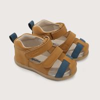 Sandalia café primeros pasos de niño