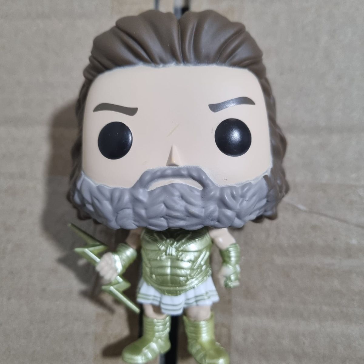 FUNKO - Funko Pop Thor Love And Thunder – Zeus 1069 (Sin Caja)