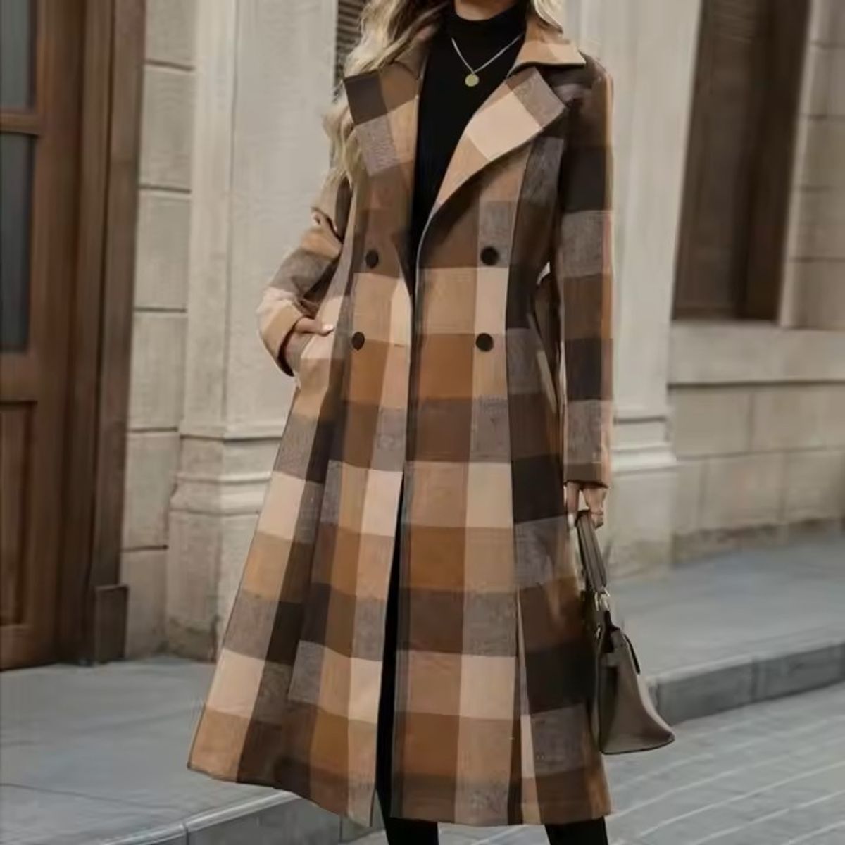 DANK - Abrigo Mujer Cuadros Camel