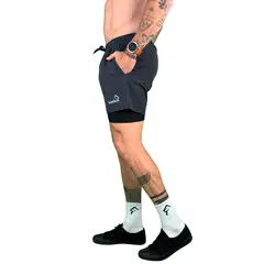 KONKO ACTIVE - Short Deportivo Hombre Con Calza 2 en 1 Capa Doble Perfect Black Grey Konko