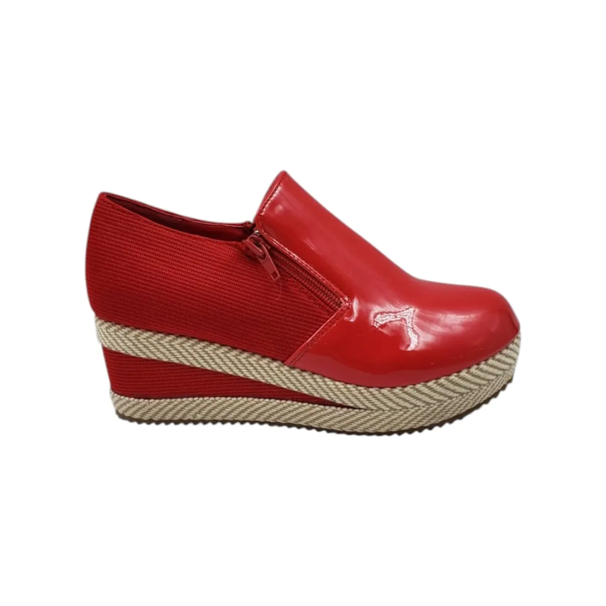 HERIEL - Zapato Panchita Roja Charol Plataforma