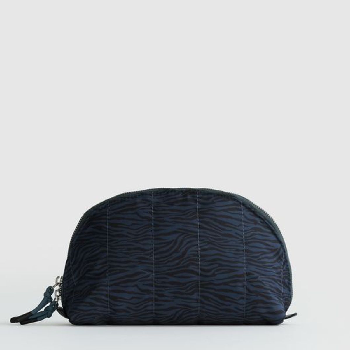 LOUNGE - Estuche Medialuna Nylon Animal Print Street LOUNGE