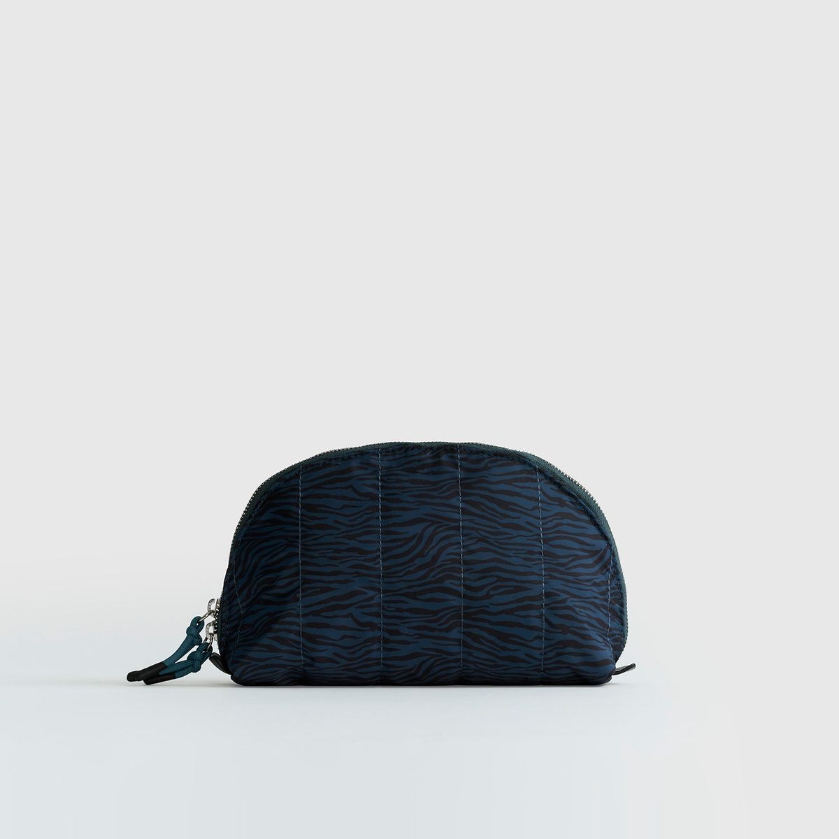 LOUNGE - Estuche Medialuna Nylon Animal Print Street LOUNGE